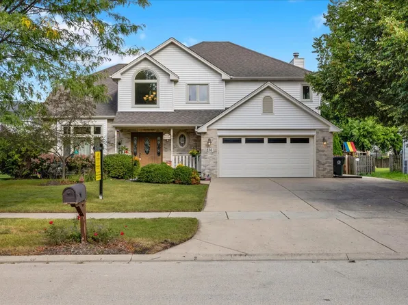236 Isleview Dr, Oswego, IL 60543