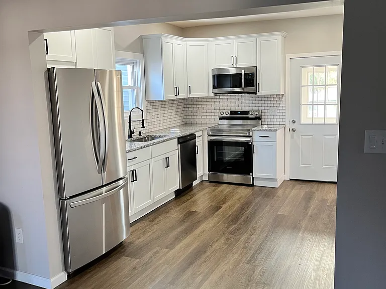 517 N Fillmore Ave — Photo 16