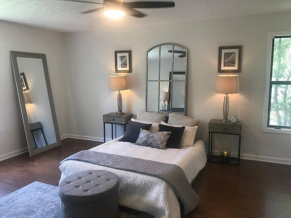 5th image of 2675 Forest Way NE