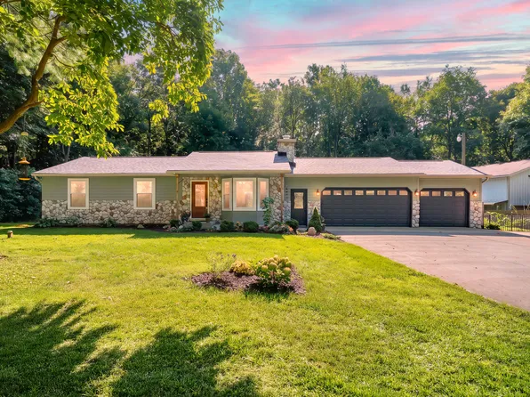 9395 S Vankal St, Mattawan, MI 49071