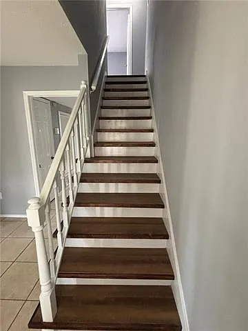 841 Fairfax Dr — Photo 11