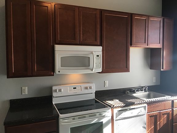 4th image of 2710 Armand Pl Floor 1