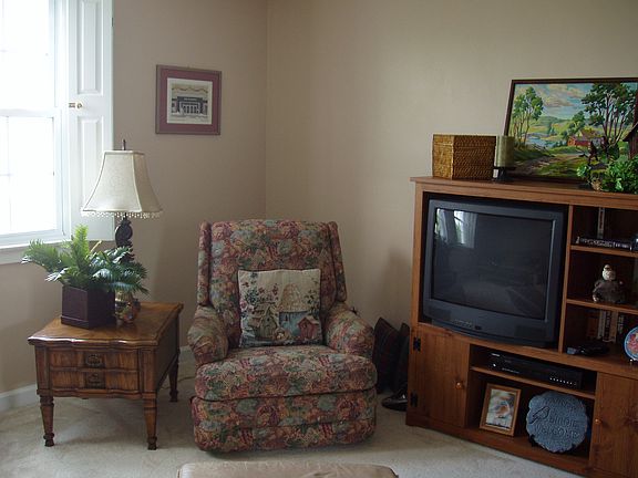 4th image of 153 Kenna Drive