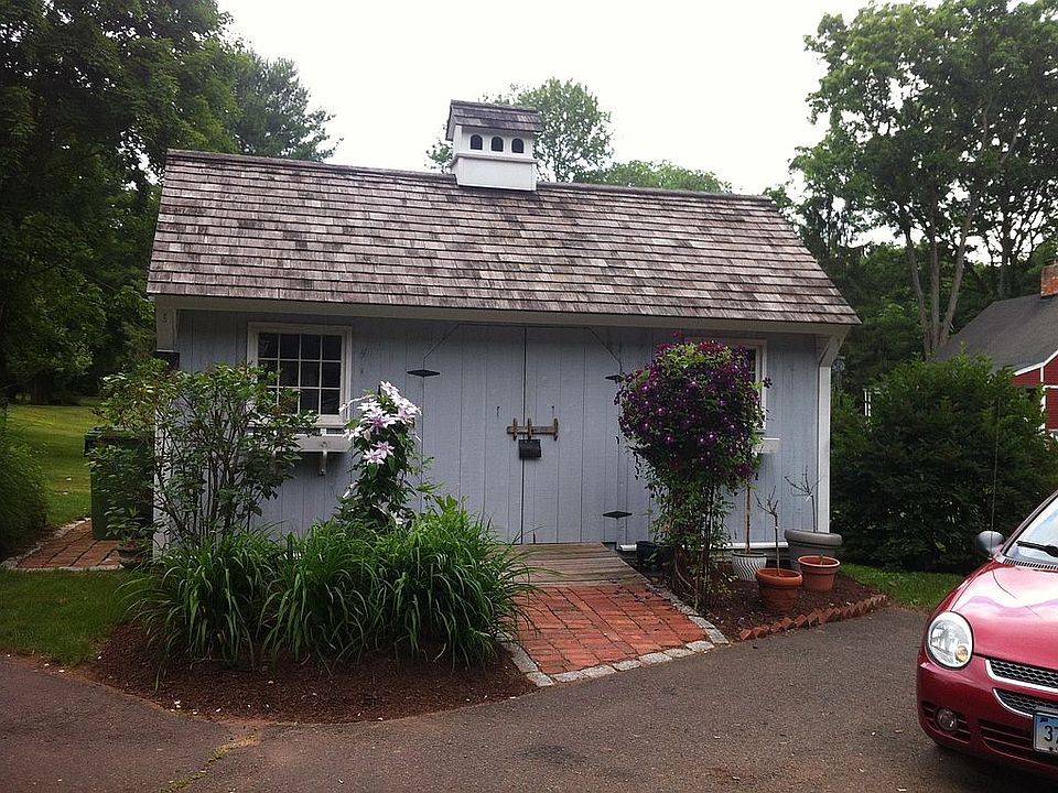 Detached shed