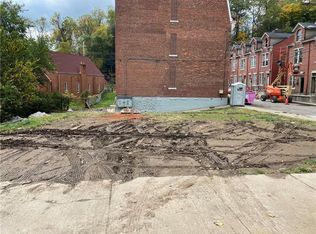 2017 N Charles St, Pittsburgh, PA