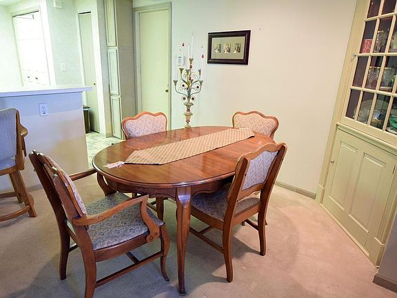 5th image of 43 Villa Side Ln