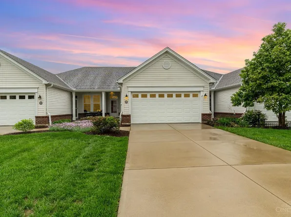 1315 Grovesedge Dr, Maineville, OH 45039