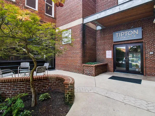 116 Tipton St #406, Johnson City, TN 37604