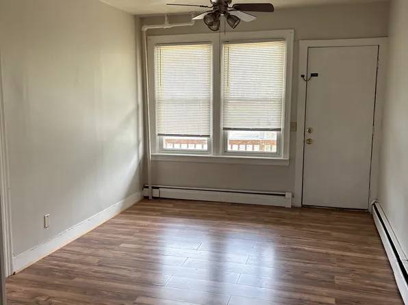 16 18 Barnes St, West Warwick, RI 02893