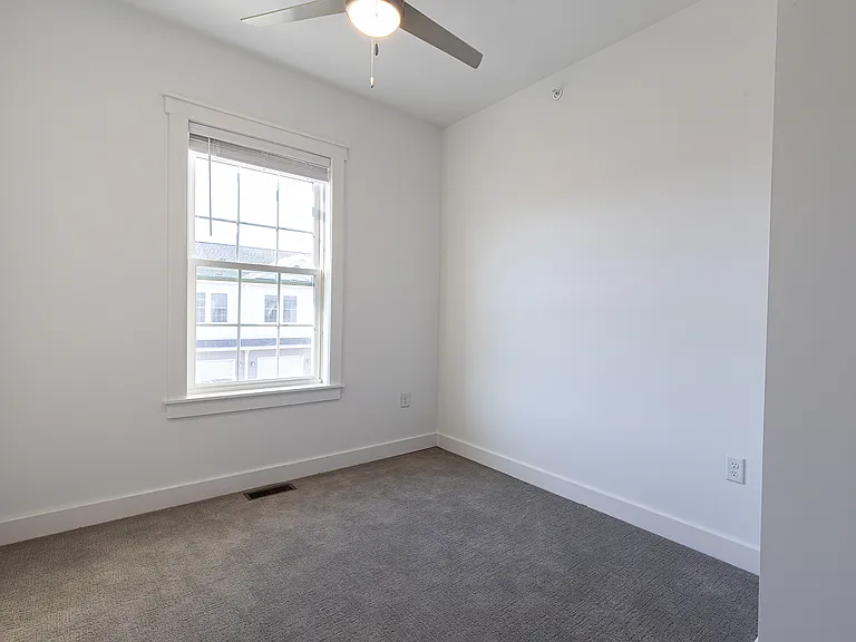 413 N Twin Lakes Blvd — Photo 6