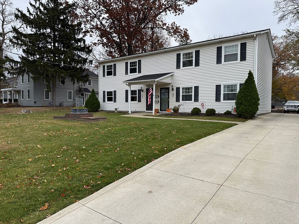 1st image of 545 Mentor Ave