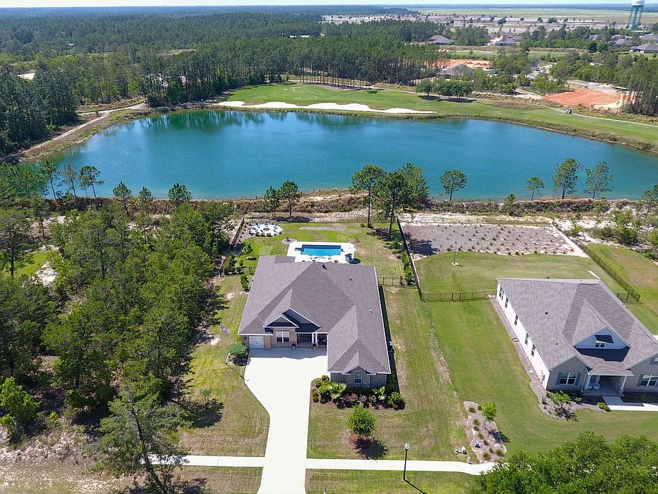1st image of 513 W Club House Drive