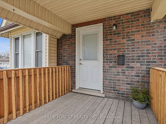 3rd image of 178 Thompson Rd