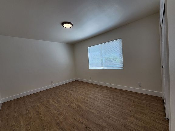 5th image of 7311 Main St #7323
