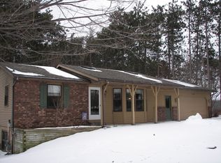 16745 James St, Holland, MI 49424