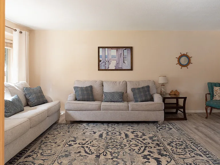 8340 Hoyt Way — Photo 10