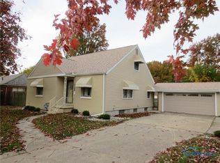 2124 Fairfax Rd, Toledo, OH 43613
