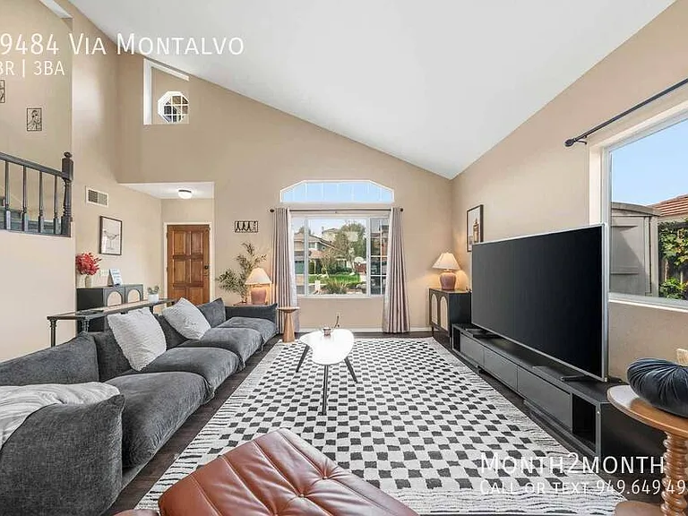 39484 Via Montalvo — Photo 1