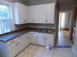 582 Concord St, Saint Paul, MN 55107