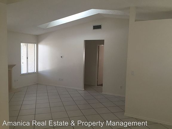5th image of 23284 Brookhaven Dr