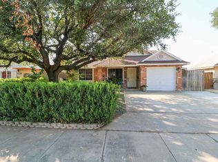 1239 N Oakmont Loop, Laredo, TX 78045