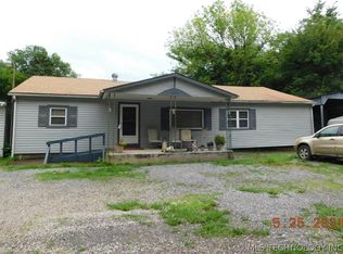 2111 Springdale Rd, Ardmore, OK 73401