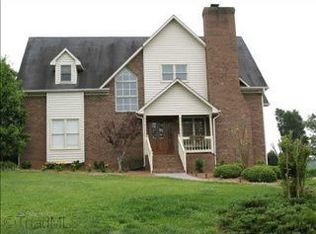 181 Ashmoor Ln, Lexington, NC 27295