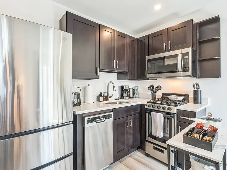 1802 Benning Rd NE — Photo 14