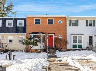 3090 White Birch Ct, Fairfax, VA 22031