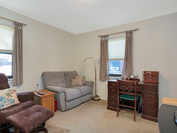 5th image of 329-217 Twelve Avenue 268 #75-B2