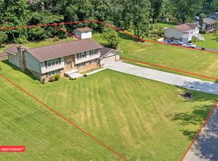 622 Woodland Dr, Clinton, TN 37716