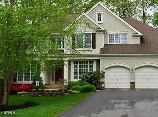 2312 Idylwood Mews Ln, Vienna, VA 22182