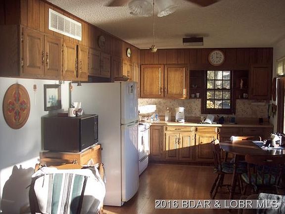 5th image of 128 Lowana Dr