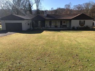 19 Peyton Ave, Saint Albans, WV 25177