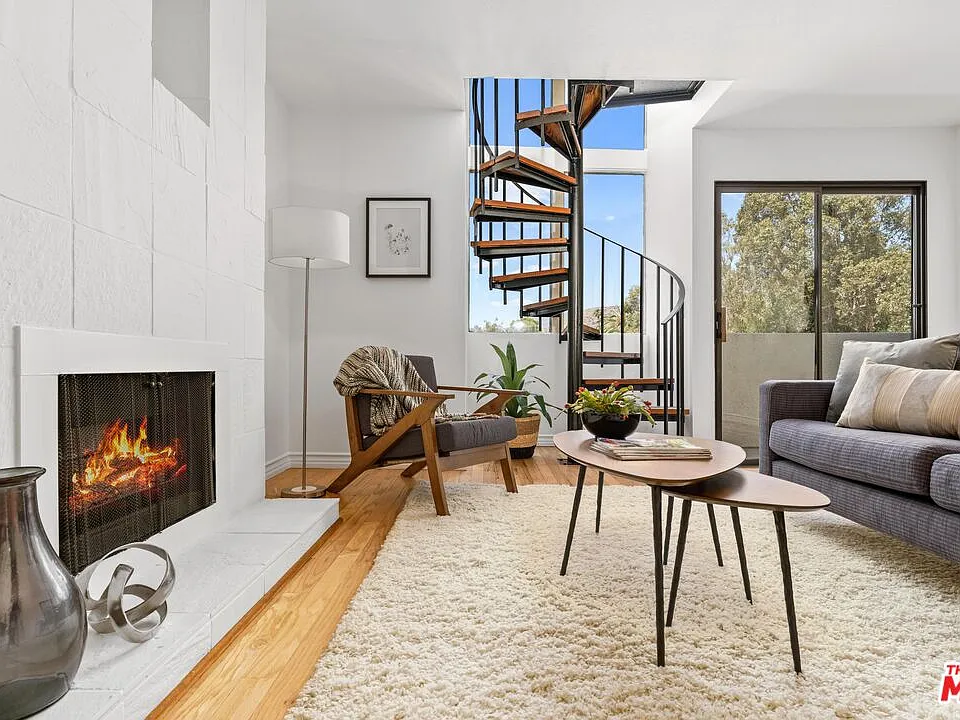 1940 N Highland Ave #Penthouse 76