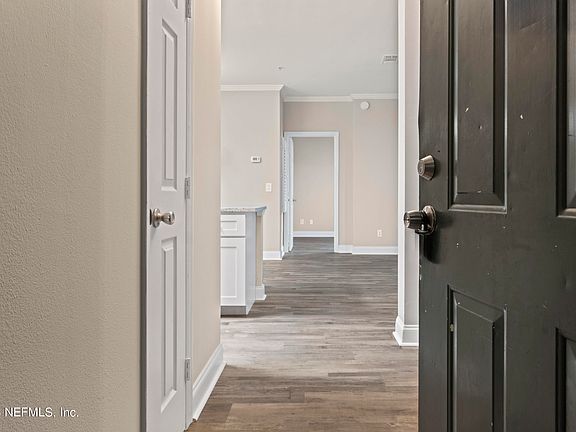 3rd image of 130 VERACRUZ Drive #727