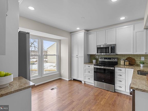 2nd image of 12447 Port Haven Dr