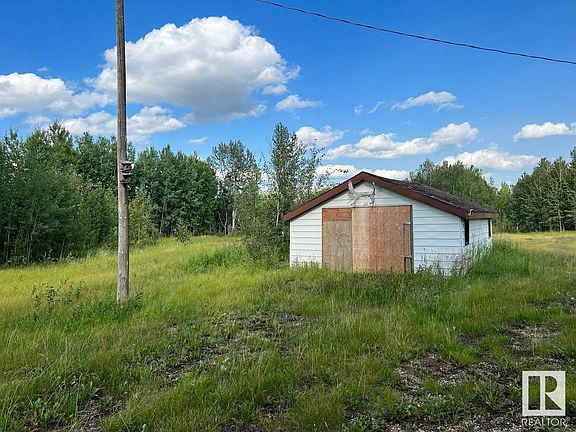 2nd image of 48521 Range Road 54