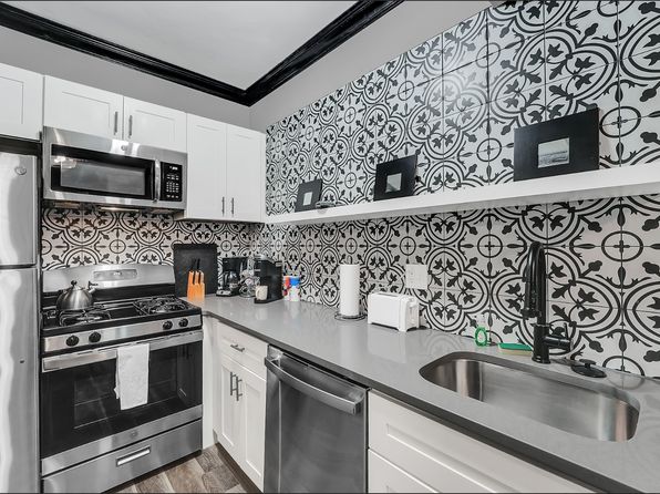 1917 S Grand Blvd #407