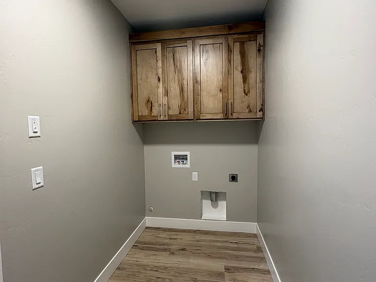 338 E Main St #4 — Photo 17