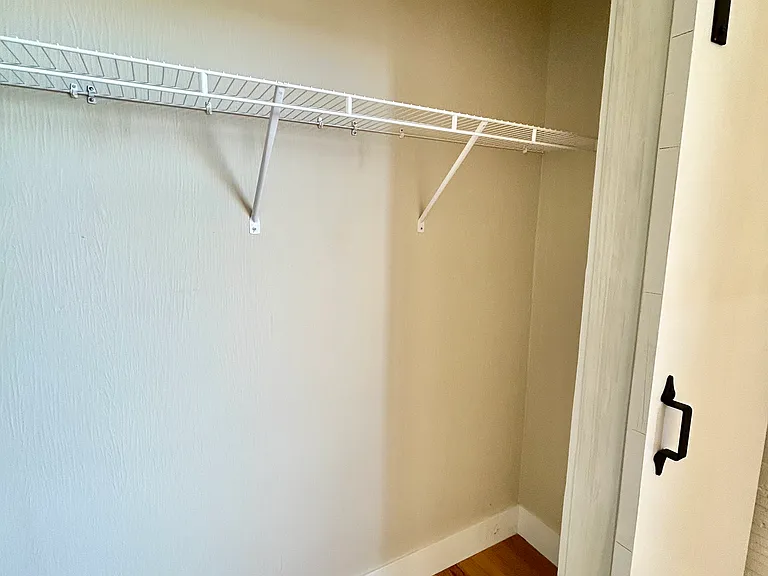 1639 Alameda Ave #202 — Photo 14