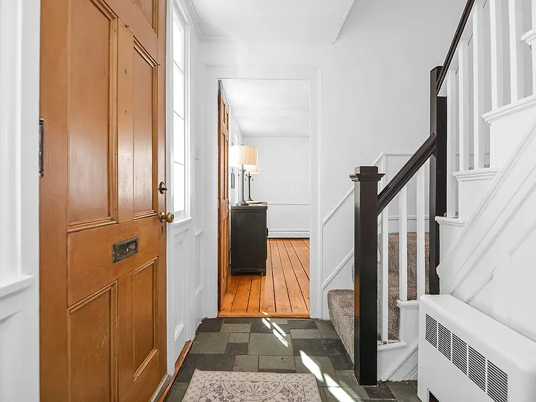 6 Mill Ln — Photo 4