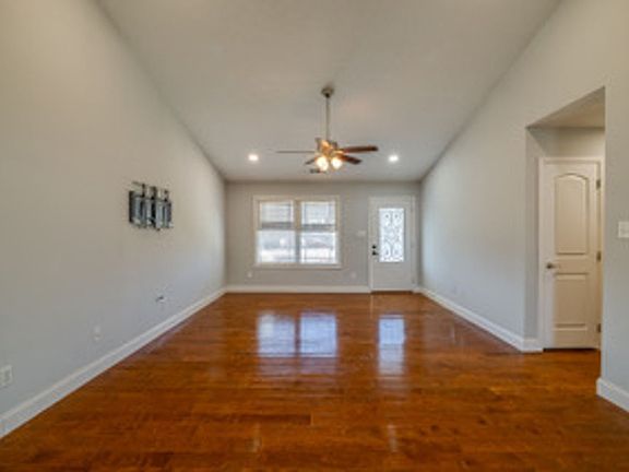 5th image of 4742 Mona Lisa Ln