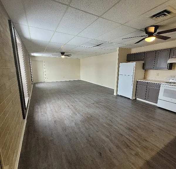 2320 Penn Ave — Photo 4