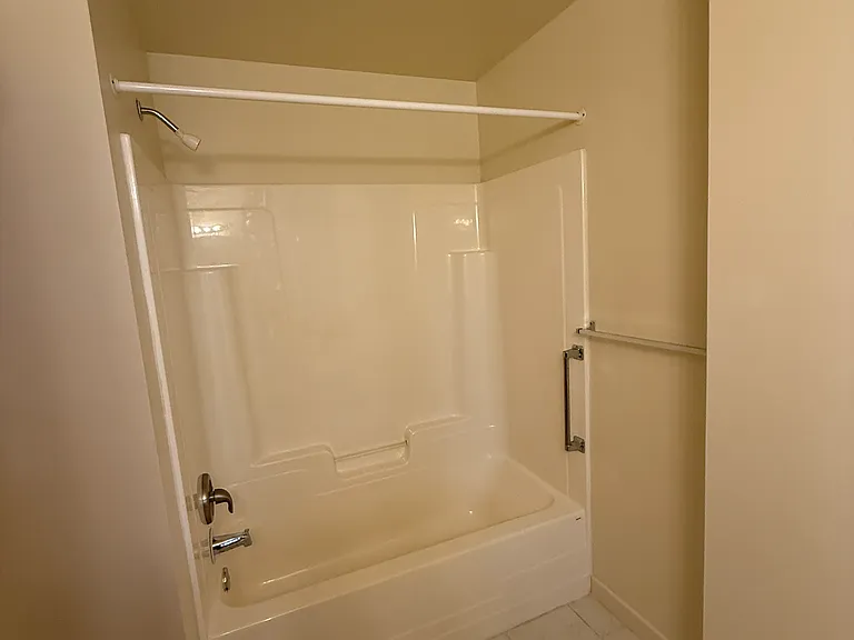 420 North St #18 — Photo 40