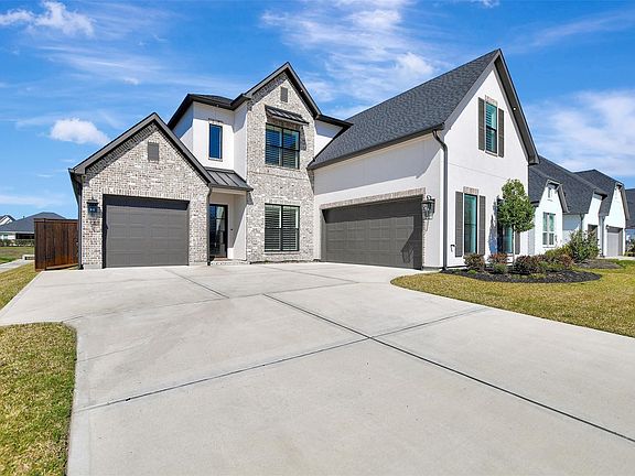 2nd image of 1746 Spring View Dr