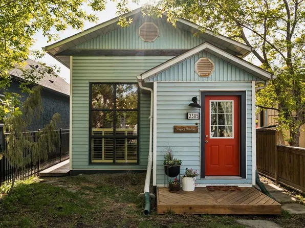 2305 E 15a St SE, Calgary, AB T2G 3N3