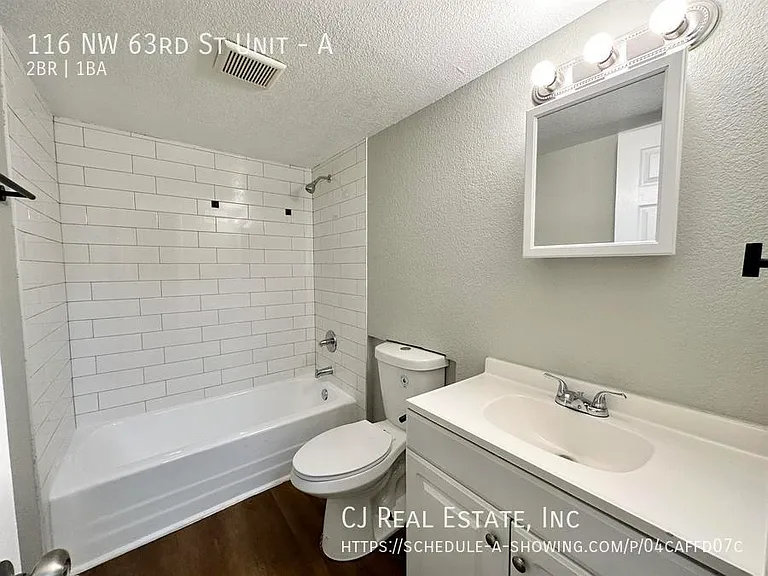 116 W 63rd St #A — Photo 9