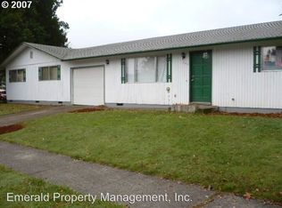 544 S 40th St, Springfield, OR 97478