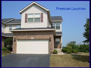 700 W St Johns Pl, Addison, IL 60101